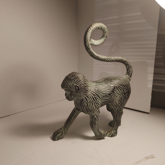 Cast Metal Monkey Figurine Sculpture - Picture 5 of 11
